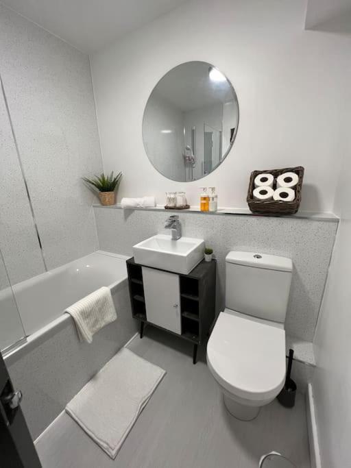 Stunning 2-Bed Apart In The Heart Of Aberdeen* Extérieur photo